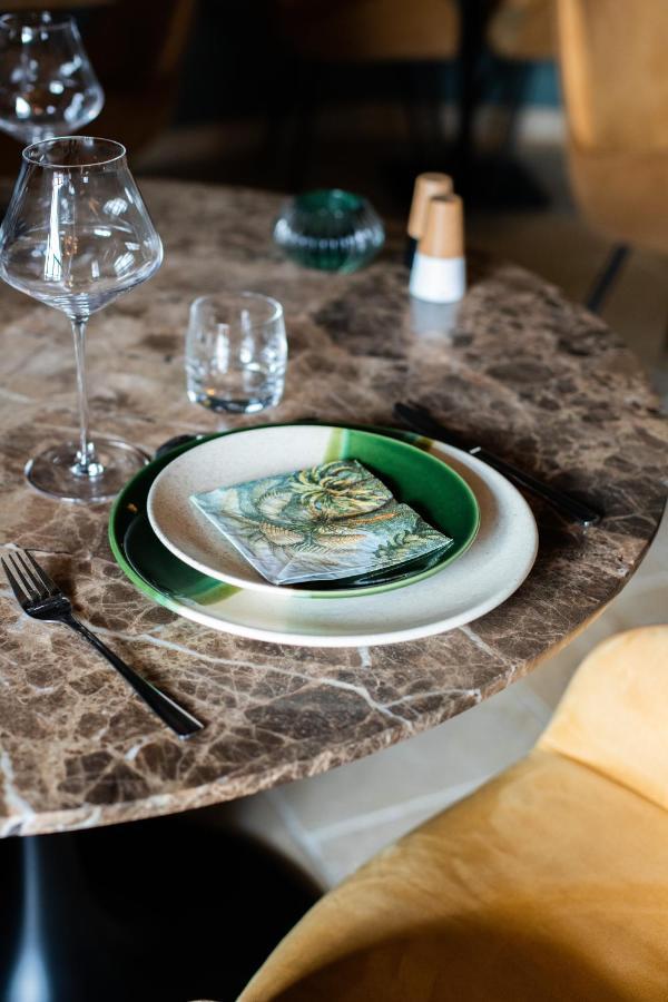 Le Victoria Boutique Hotel Saint-Paul-Trois-Châteaux Kültér fotó