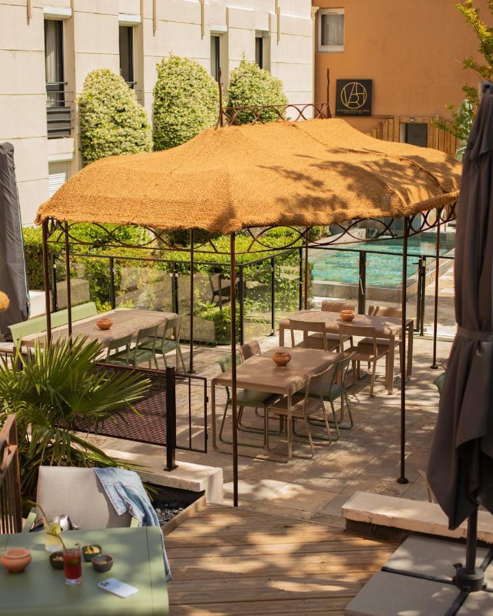 Le Victoria Boutique Hotel Saint-Paul-Trois-Châteaux Kültér fotó